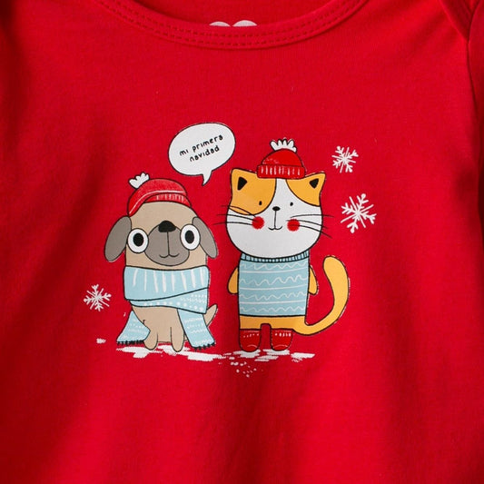 Baby Weihnachts-Body „Mi primera navidad“ beim Spielen, chemiefreier Aufdruck, weiche, hautfreundliche Baumwolle