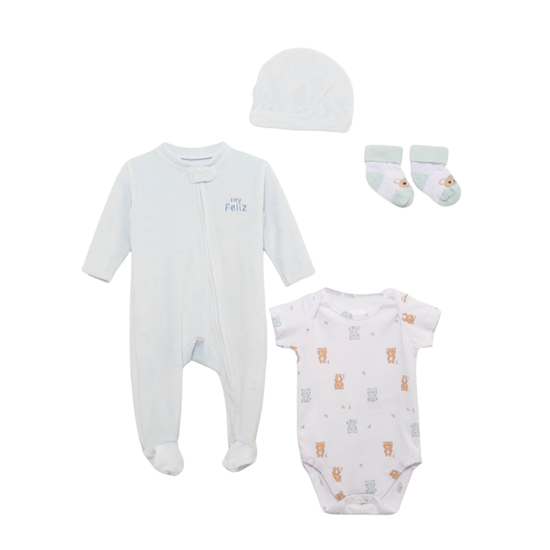 Hellblau Baby Set für Neugeborene – Frontansicht mit Zip-up Strampler, Body mit Teddybär-Motiv, Mütze und Socken.
