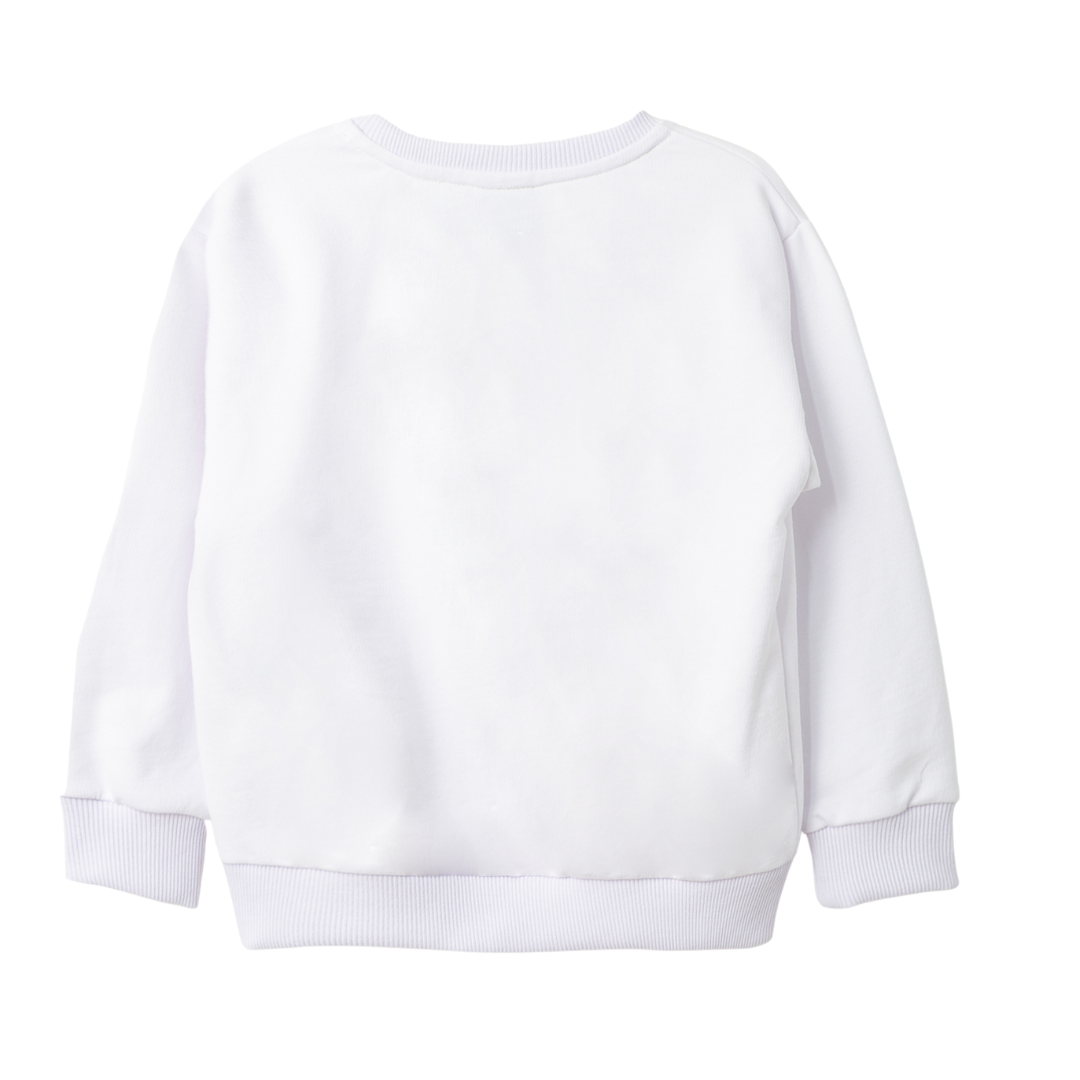 Rückseite des weißen Mädchenpullovers mit schlichtem, kombinationsfreudigem Design aus weicher Baumwolle.