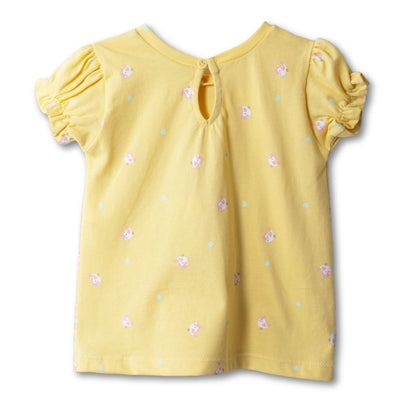 Rückenansicht des gelben Kurzarm T-Shirts mit praktischem Knopfverschluss für einfaches An- und Ausziehen.