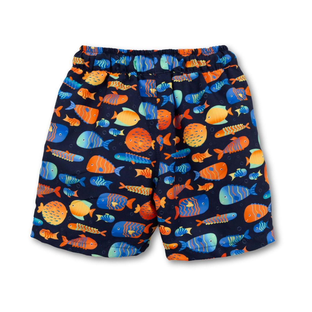 Rückansicht der blauen Baby-Badehose mit Fisch-Print und praktischem elastischem Bund.