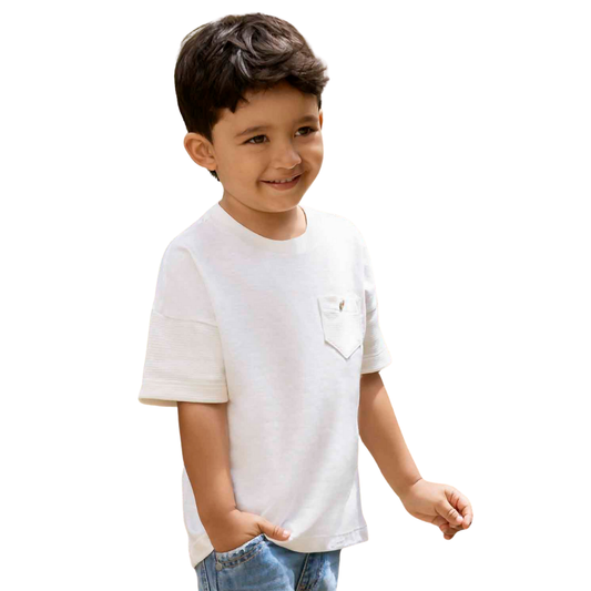 Weißes Baby-T-Shirt mit elfenbeinfarbenen Piqué-Ärmeln und Brusttasche