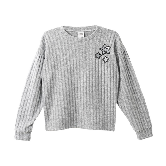 Grauer Mädchenpullover mit Pailletten-Sternen, flach liegend von vorne